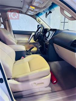 تۆیۆتا لاندكروزر پرادۆ